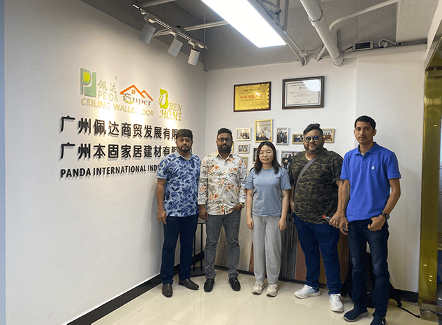 ทัวร์โรงงาน: ลูกค้าร่วมเป็นสักขีพยานในกระบวนการผลิตโดยตรง